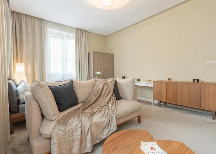 Golden Apartments In Warsaw - Apartment In The Center - Plac Konstytucji